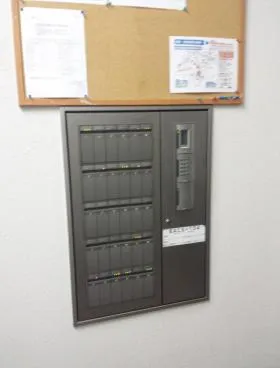 麹町鶴屋八幡ビルの外観