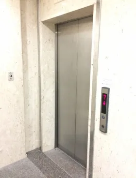 オーク銀座ビルの外観