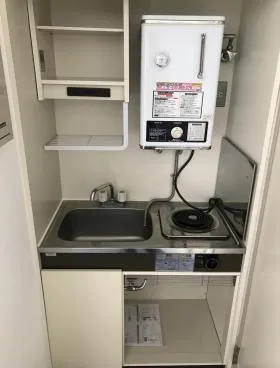 あきとみビルの外観