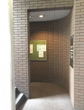 おおとり軒ビルの外観