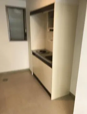 ユニ21ビルの外観