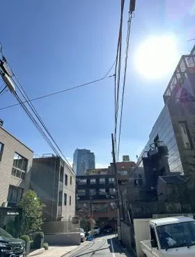AMSビルの外観