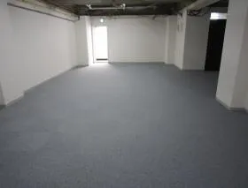 正興鶴瀬駅前ビルの外観