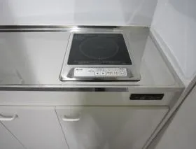 正興鶴瀬駅前ビルの外観