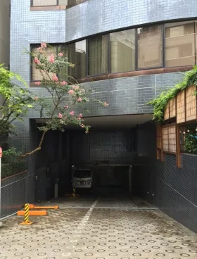 ダイユウビルの外観