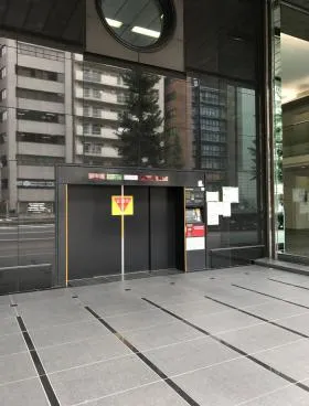 ハンファビルの外観