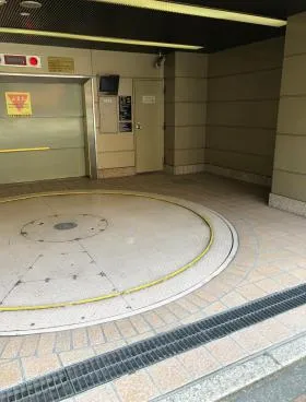 ハンファビルの外観
