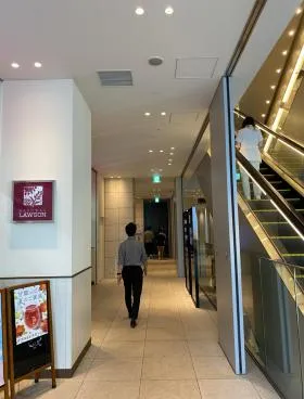 東京スクエアガーデンの外観
