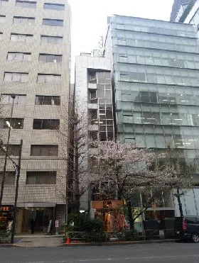 虎ノ門黒沢ビルの外観