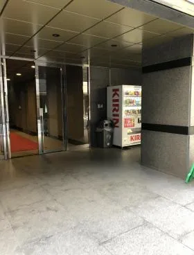 SHビルの外観