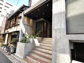 NOVEL WORK TSUKIJIビルの外観