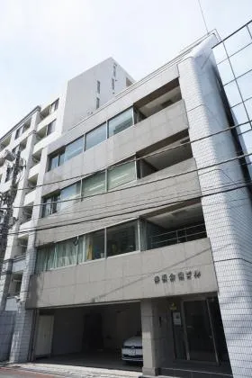 赤坂余湖ビルの外観