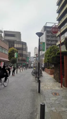 平松川崎ビルの外観