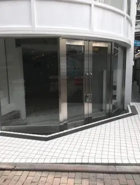 スペイン坂OKビルの外観