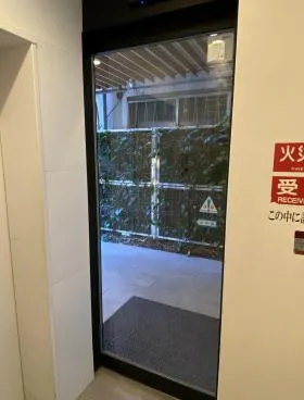 Gyoen Rビルの外観