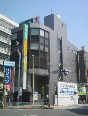 和久津ビルの外観