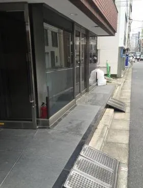 東京第1綿業岩田ビルの外観