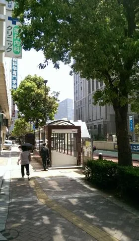 横浜西共同ビルの外観