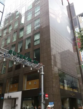 銀座七宝ビルの外観