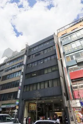ダイヤモンドビルの外観