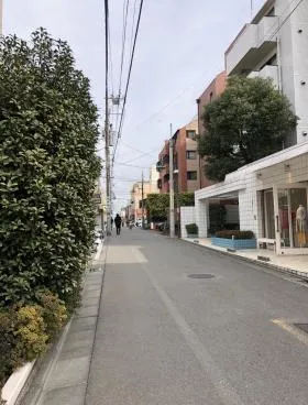 河津ビルの外観