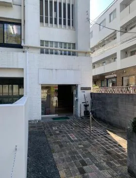 ロータリーマンションの外観