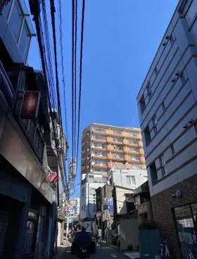 貸店舗ビルの外観
