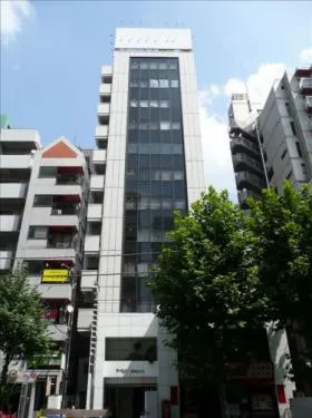 アーベイン青葉台ビルの外観