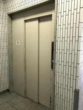 久保ビルの外観