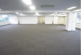 大成鋼機ビルの外観