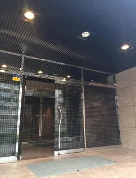 山京目黒ビルの外観