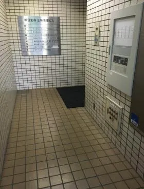 朝日生命三軒茶屋ビルの外観