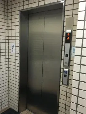 朝日生命三軒茶屋ビルの外観