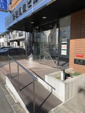 安藤恒産ビルの外観