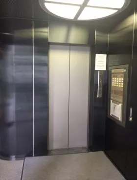 東京元赤坂ビルの外観
