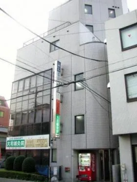 三進ビルの外観
