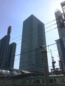 明治安田生命さいたま新都心ビルの外観