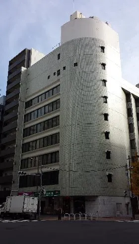 早川トナカイビルの外観