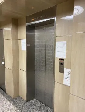宝町千島ビル(旧:新京橋第1長岡ビル)の外観