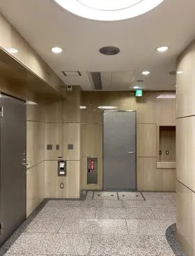 宝町千島ビル(旧:新京橋第1長岡ビル)の外観