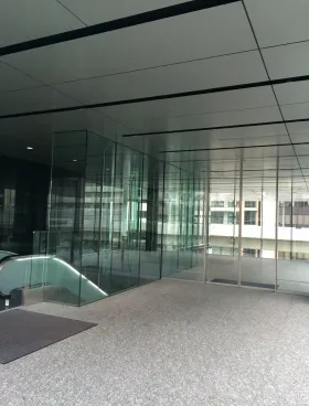 TIXTOWER UENO(ティクスタワー)ビルの外観