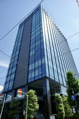 TIXTOWER UENO(ティクスタワー)ビルの外観