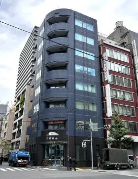 高正ビルの外観