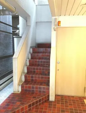 SKビルの外観