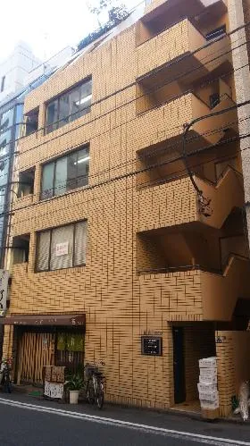 今井ビルの外観