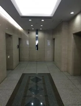 東京建物室町ビルの外観