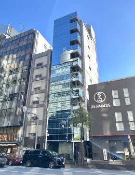エバー室町ビルの外観