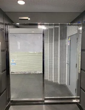 KAMONビルの外観