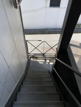 新福神ビルの外観