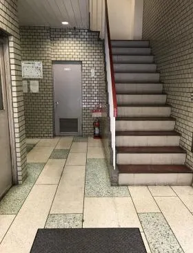 共同ビル(西銀座)の外観